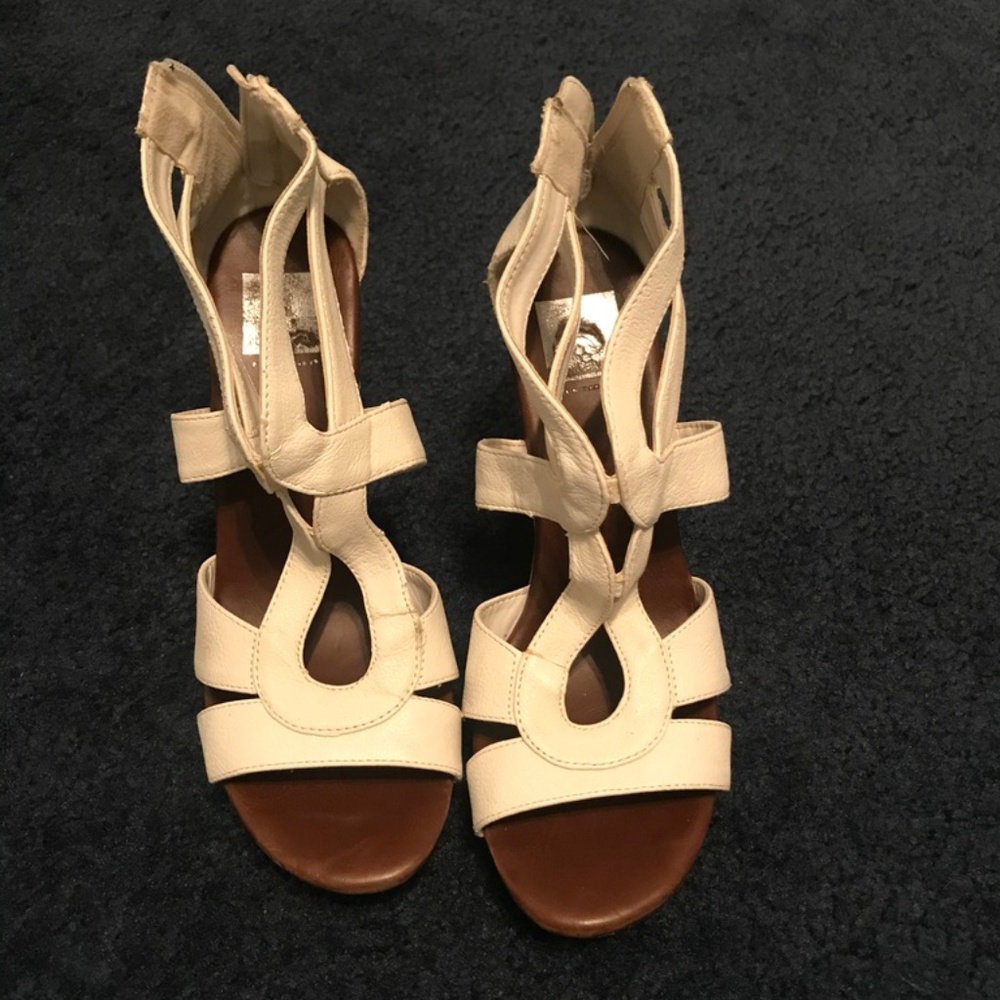 Dolce Vita for Target Wedges
